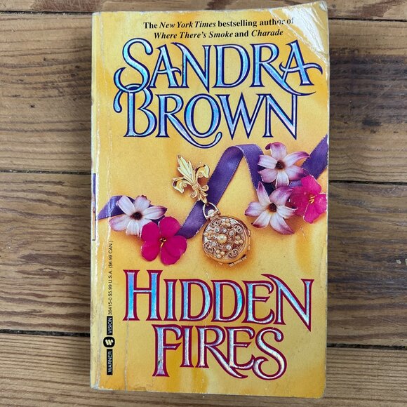 NYT Bestselling Author LOT OF 2 SANDRA BROWN ROMANCE NOVELS PAPERBACK - Picture 6 of 7